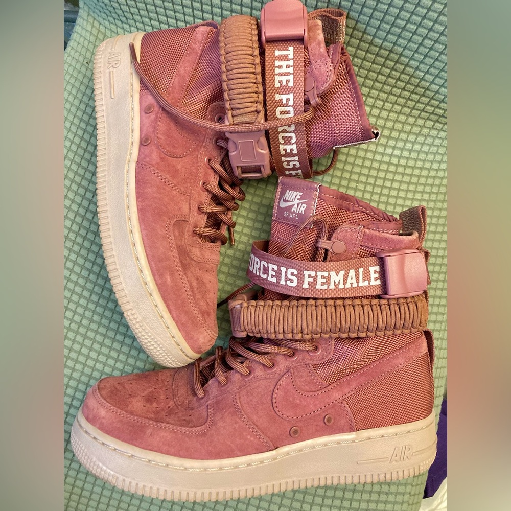Nike SF AF 1 Used Maroon Wine Women’s Size 7.5